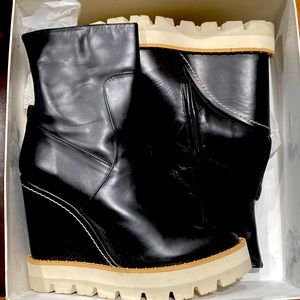 Paloma Barceló black boots size 9 New without tags